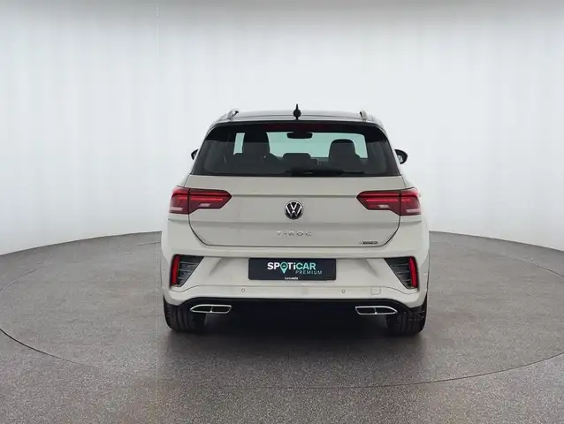 Volkswagen T-Roc view 4