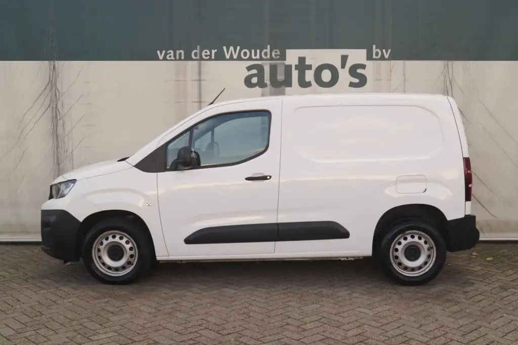 Peugeot Partner 2022 из Европы — купить под ключ
