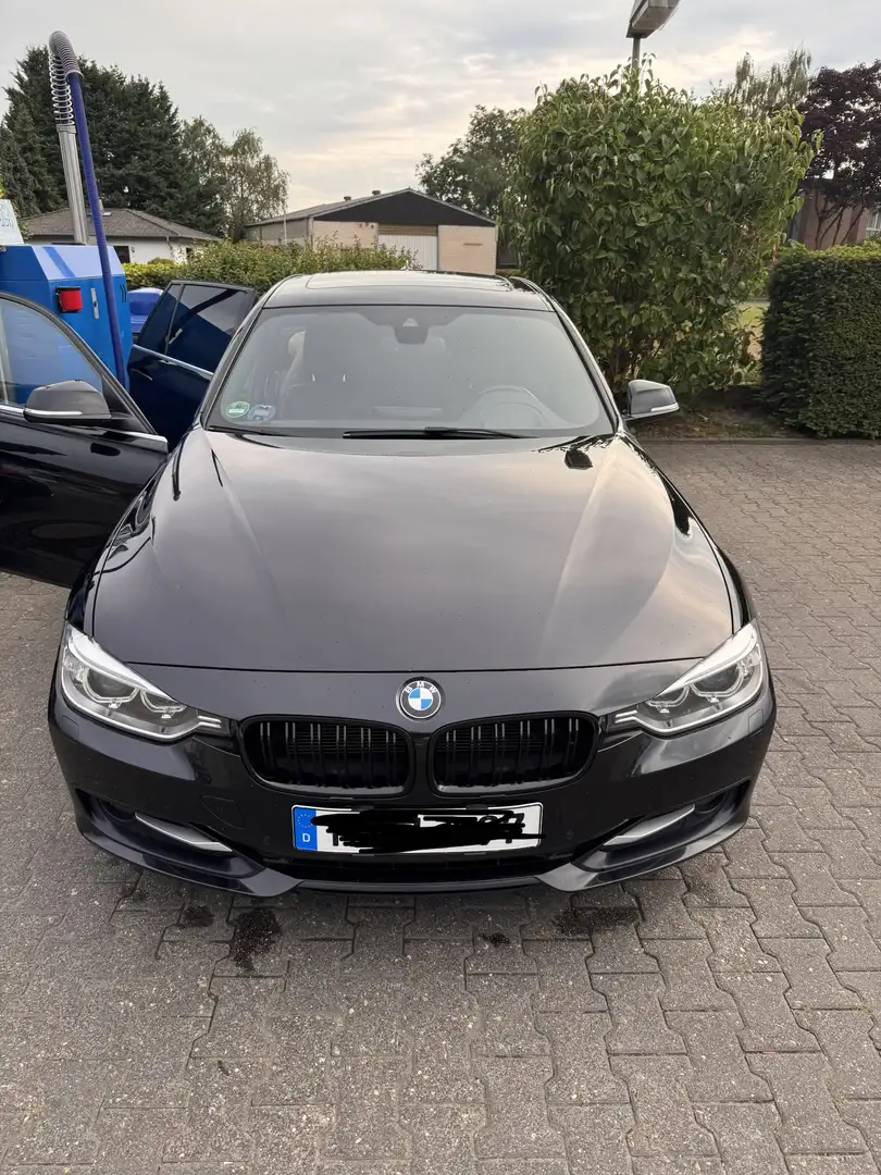 BMW 320 320d Touring Sport-Aut. Blue Performance Sport Lin Schwarz - 1