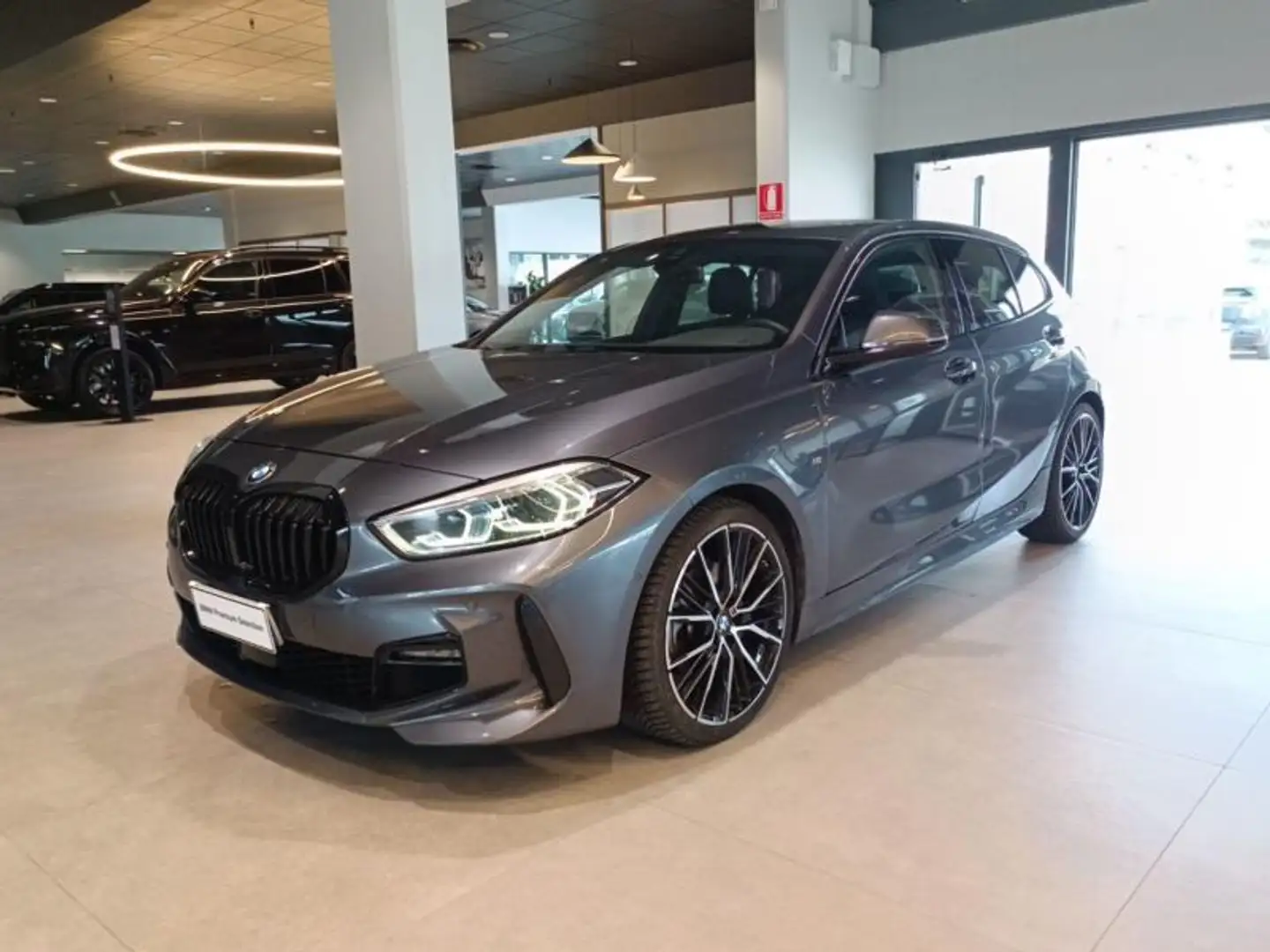 BMW 118 d Sport auto Grigio - 1