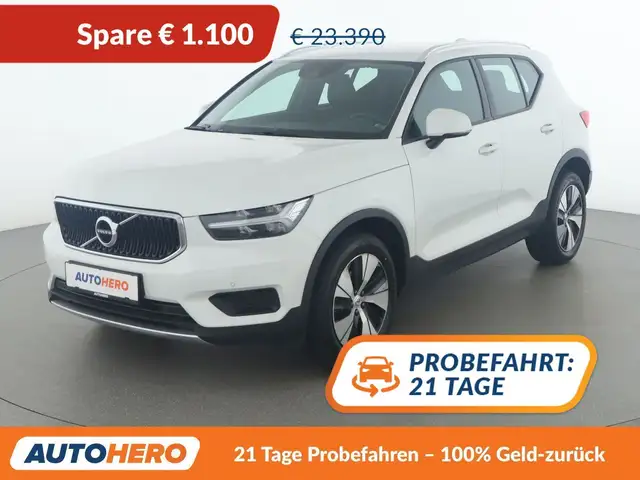 2019 Volvo XC40 in White for sale