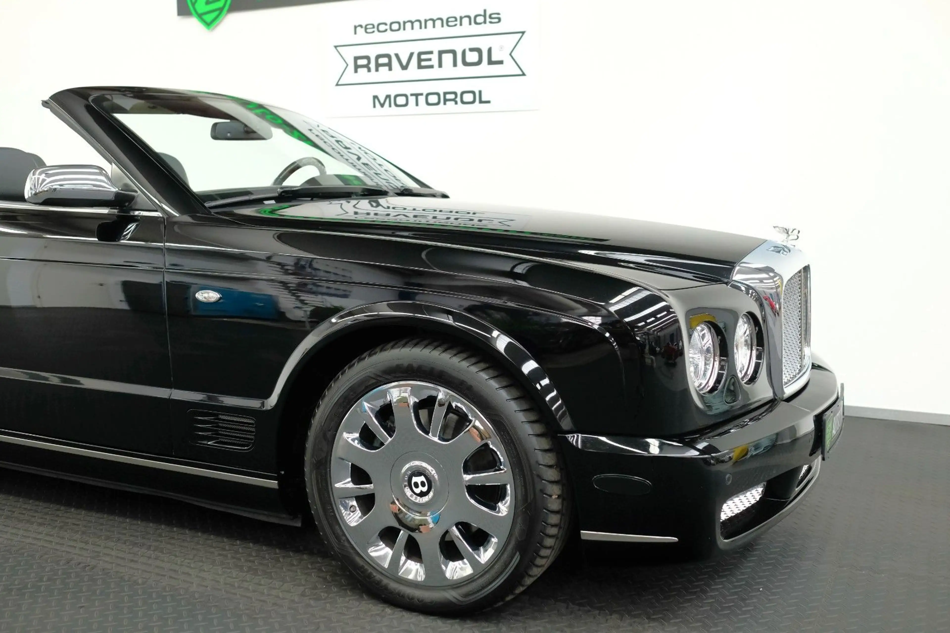 Bentley Azure /BEWERTUNG NOTE 2+/SERVICE 12.000€/HISTORIE — photo 6
