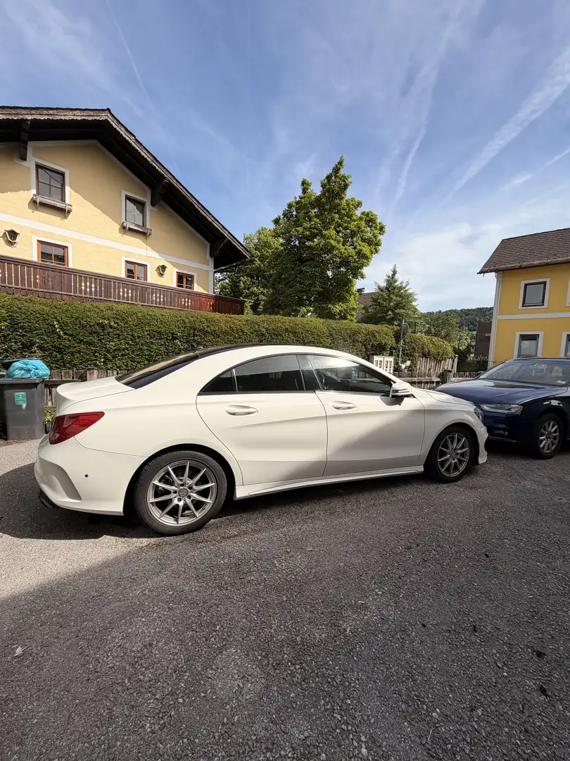Mercedes-Benz CLA 250 4MATIC Aut. Weiß - 1