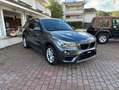BMW X1 X1 F48 sdrive18d Business Auto FARI LED + NAVI Gris - thumbnail 1