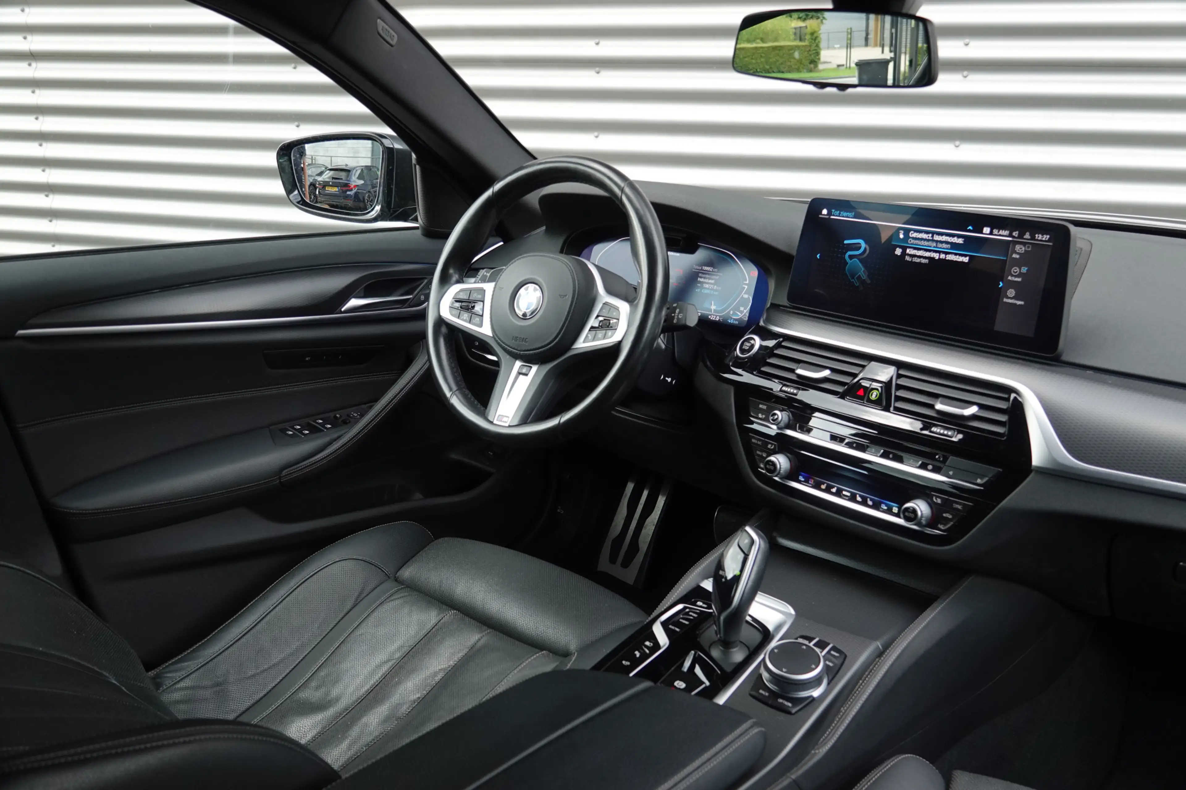 BMW 530 5-serie Touring 530e xDrive High Executive | M-Spo — photo 7