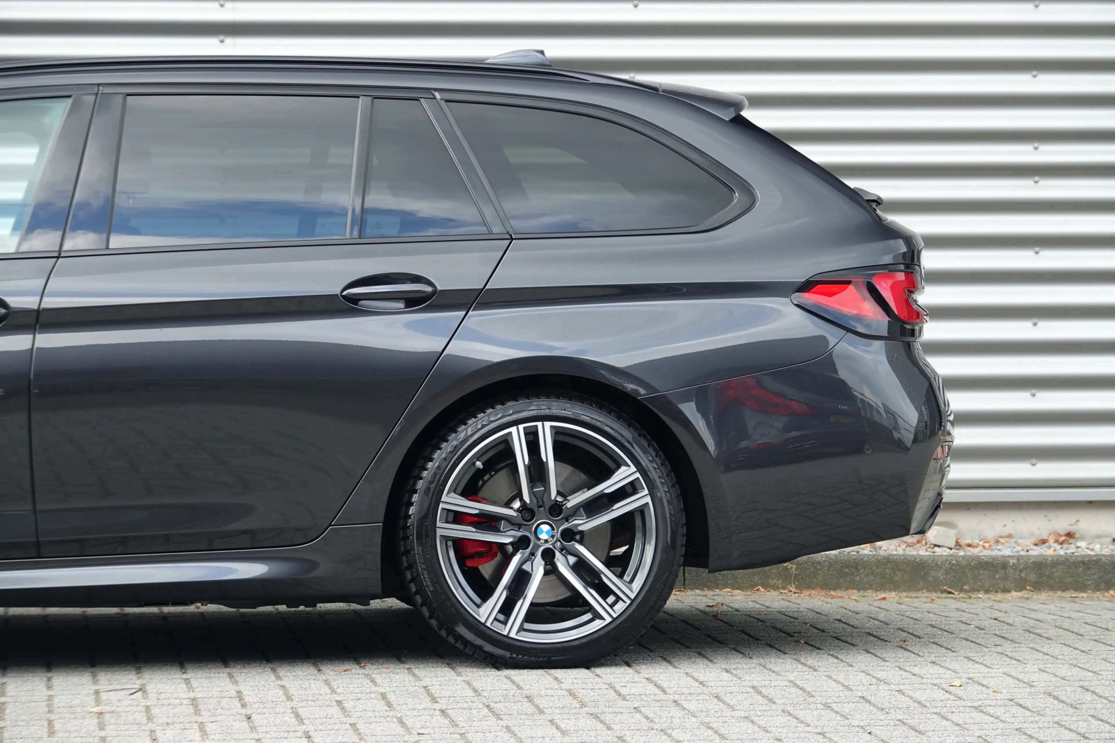 BMW 530 5-serie Touring 530e xDrive High Executive | M-Spo — photo 10