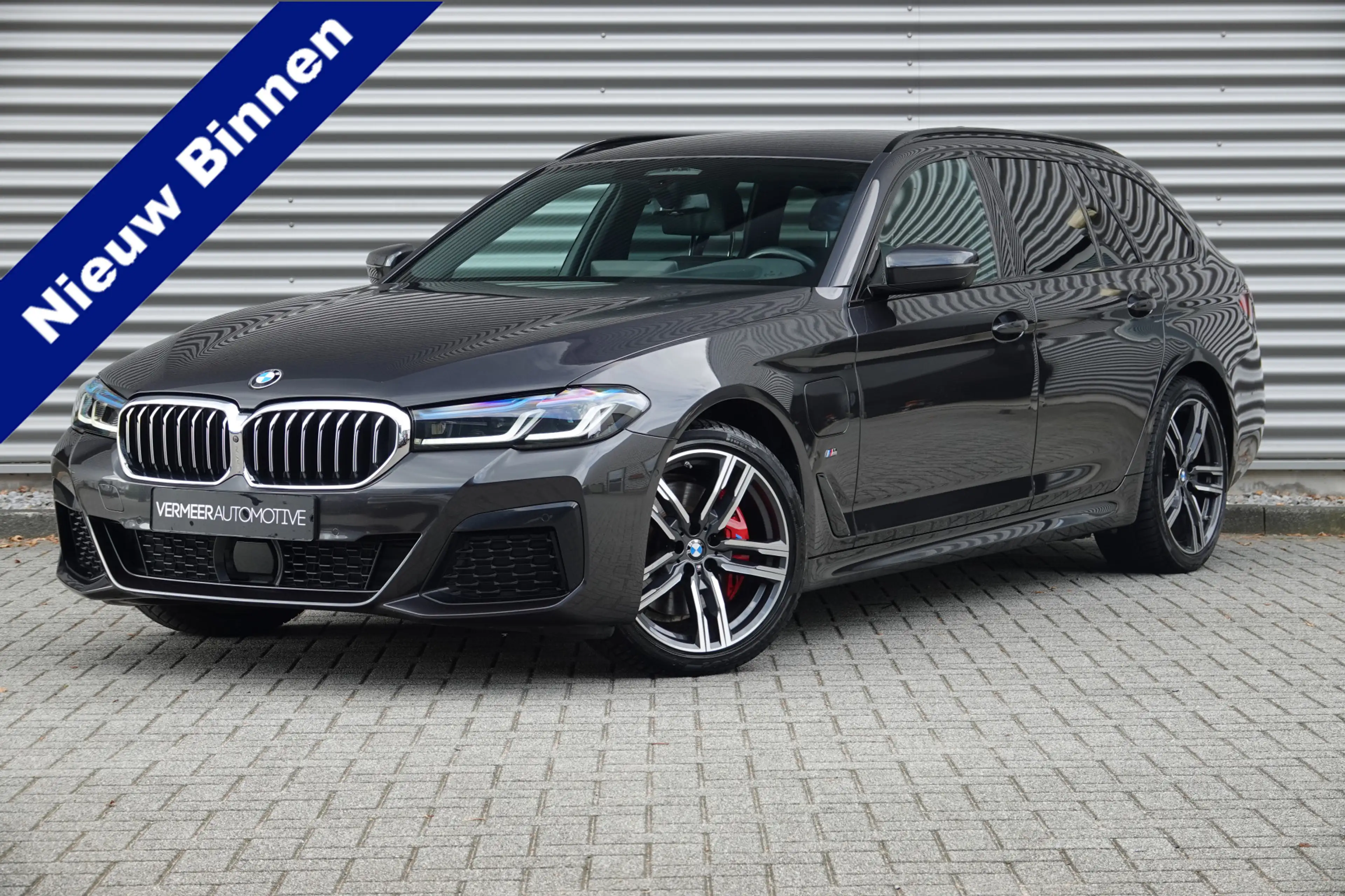BMW 530 5-serie Touring 530e xDrive High Executive | M-Spo