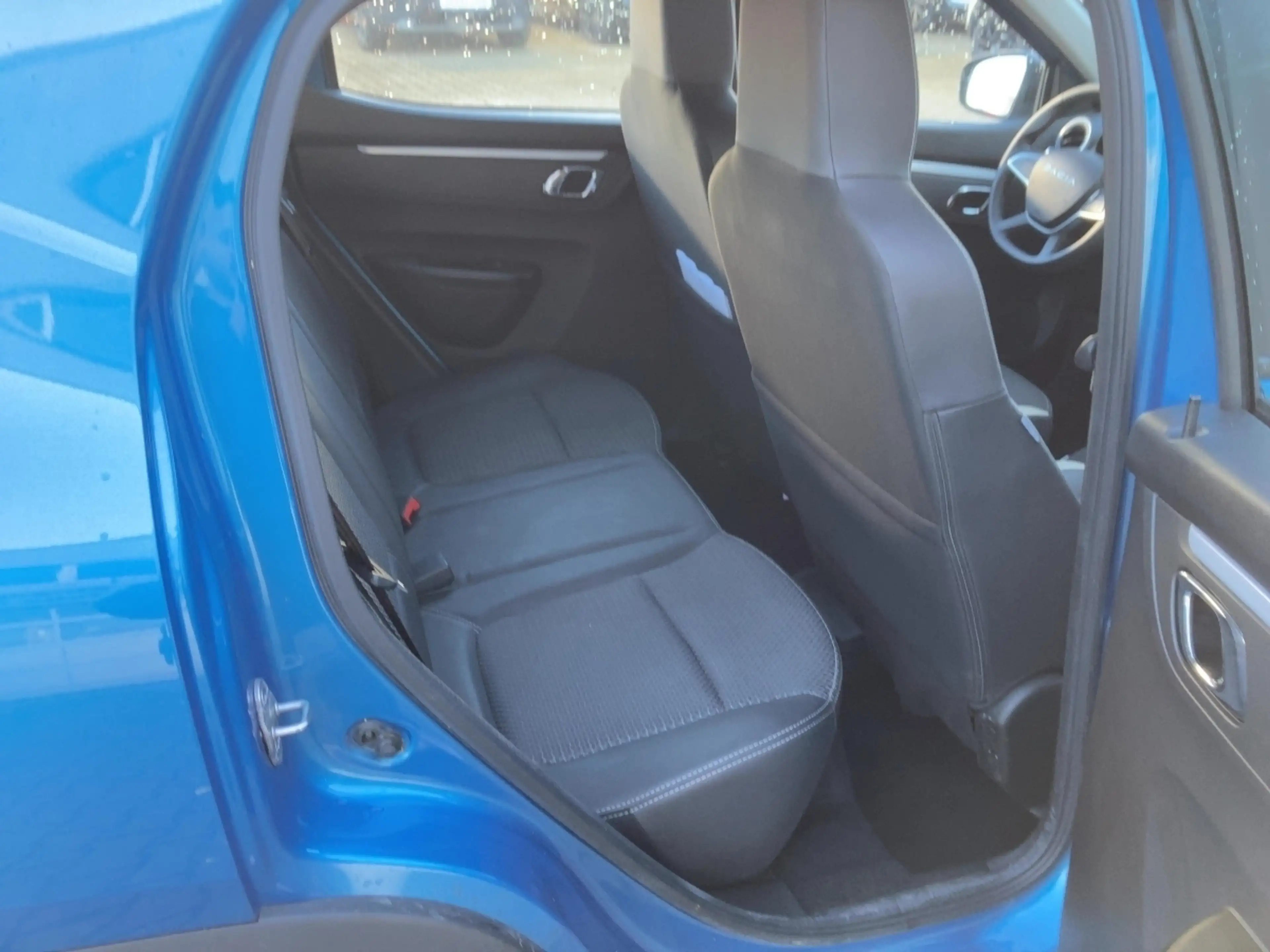 Dacia Spring Electric 45 Essential Navigation Klima — photo 9