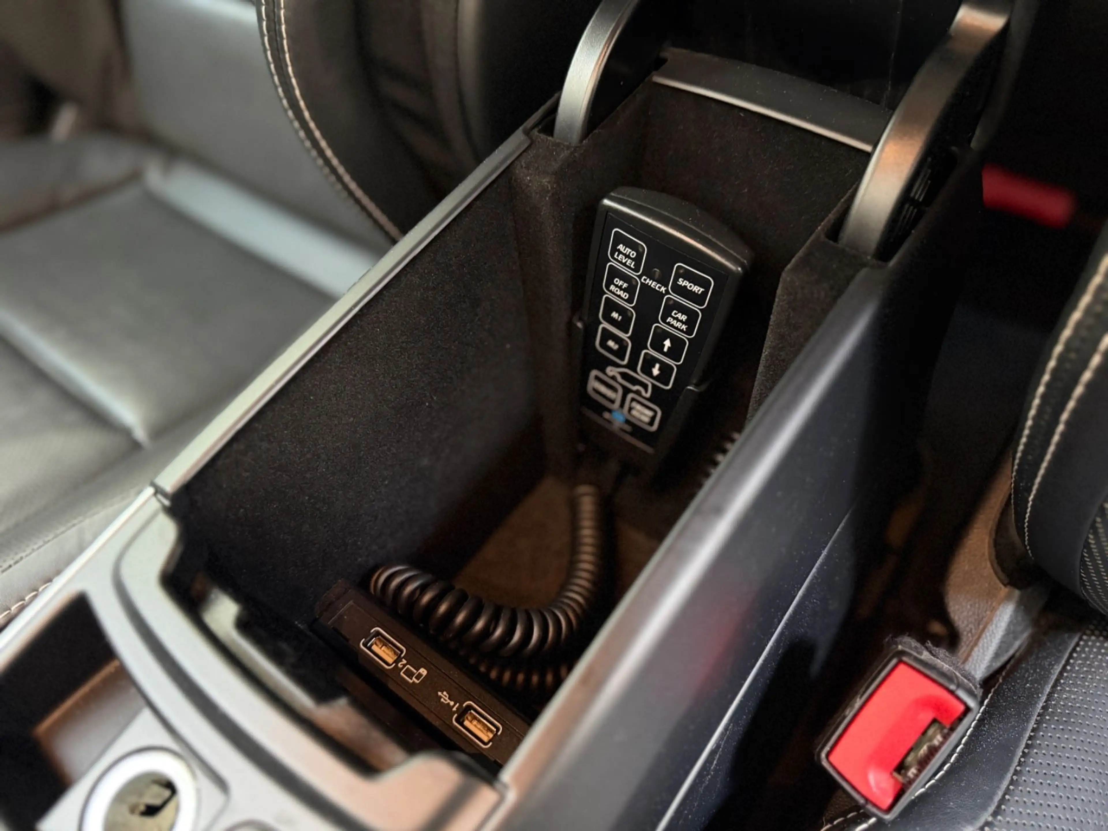 Mercedes-Benz G 500 V8/DESIGNO/AIRRIDE/CAPRISTO/HK/SHD/AHK — photo 18
