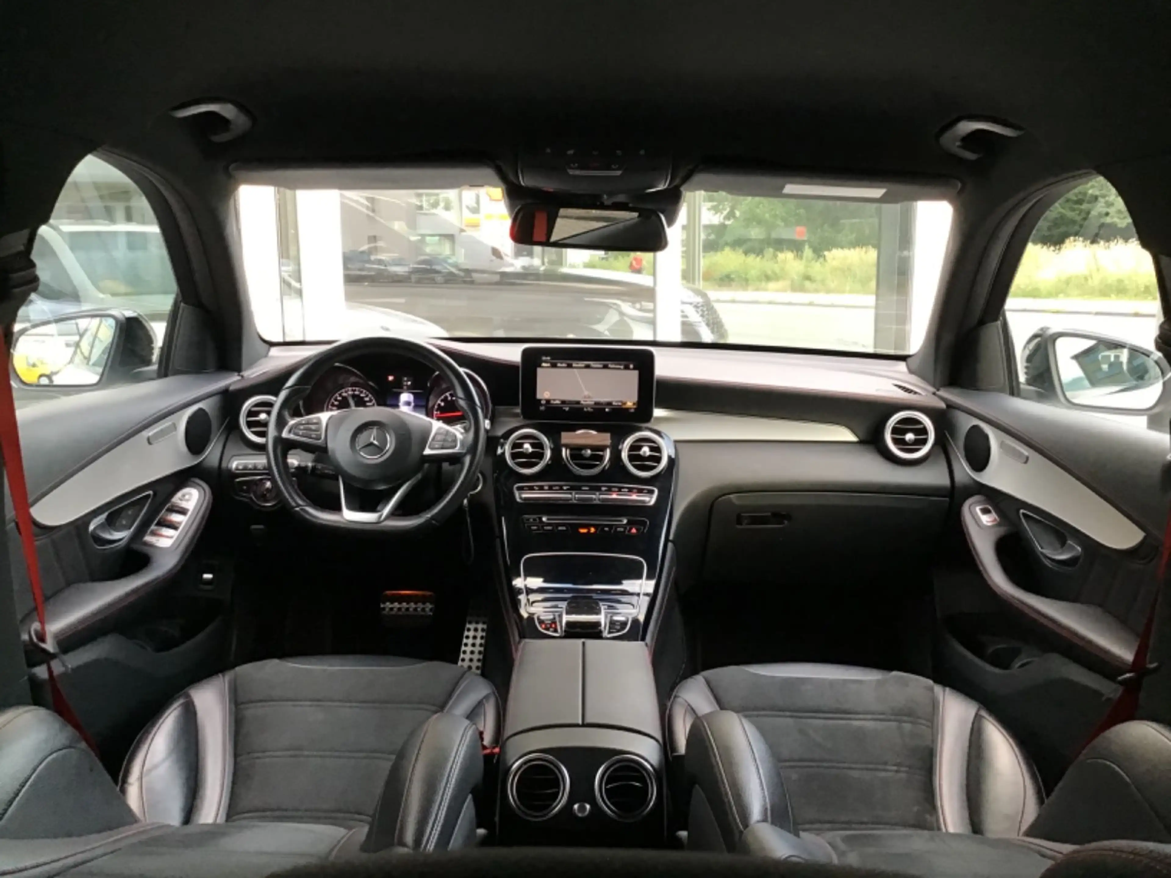 Mercedes-Benz GLC 43 AMG 4Matic Aut~Night Paket~Distronic+~LED — photo 3