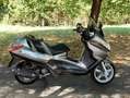 Piaggio X 8 Grijs - thumbnail 4