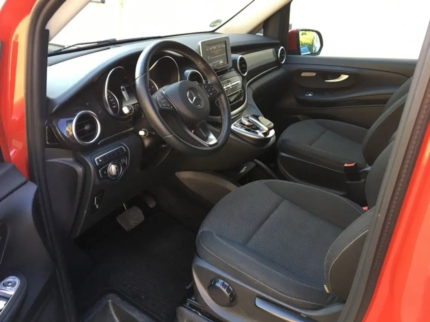Mercedes-Benz V 220 d Long Rosso - 1