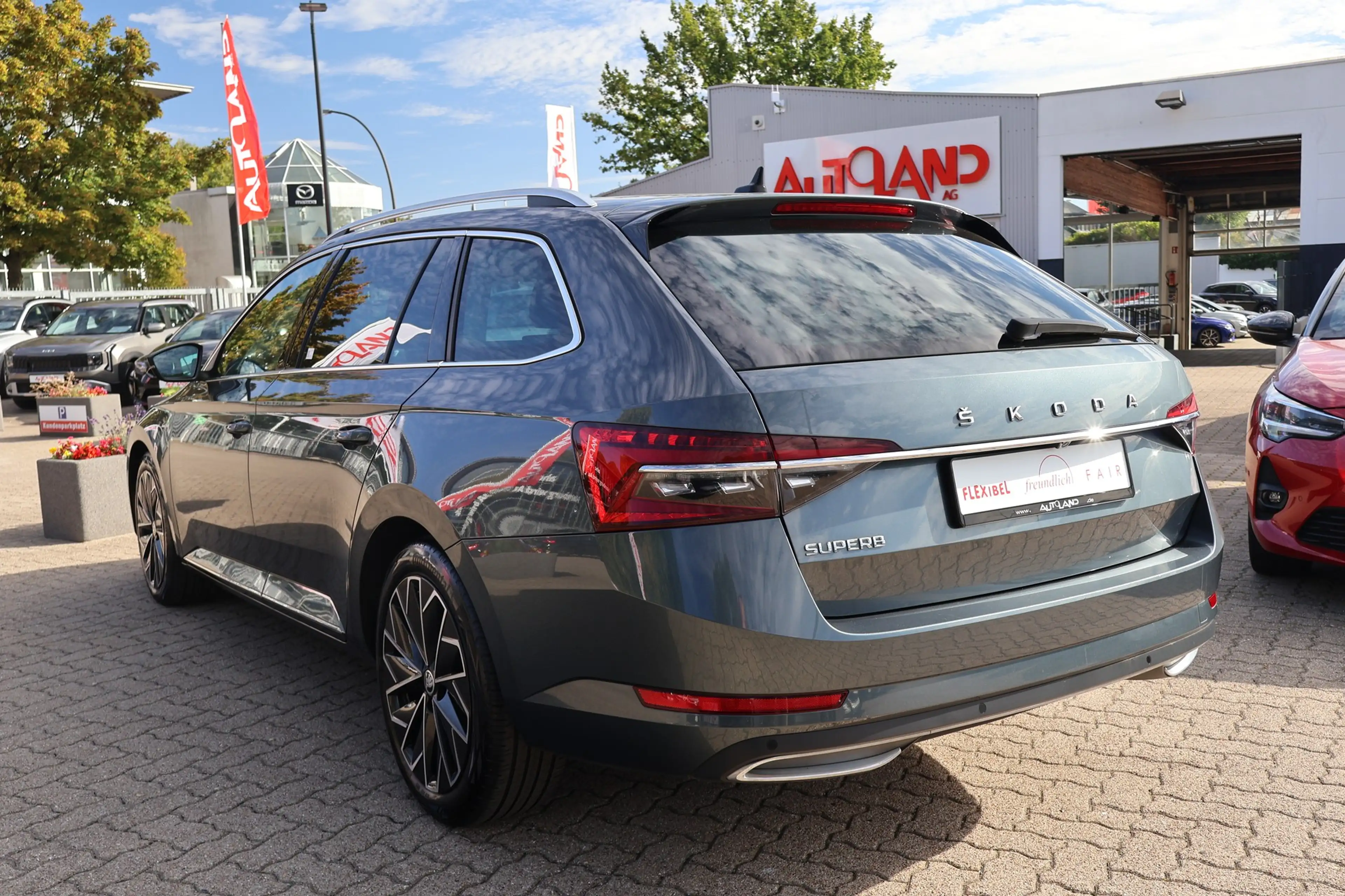 Skoda Superb Combi 2.0 TDI DSG L&K LED Navi Kamera PDC — photo 5