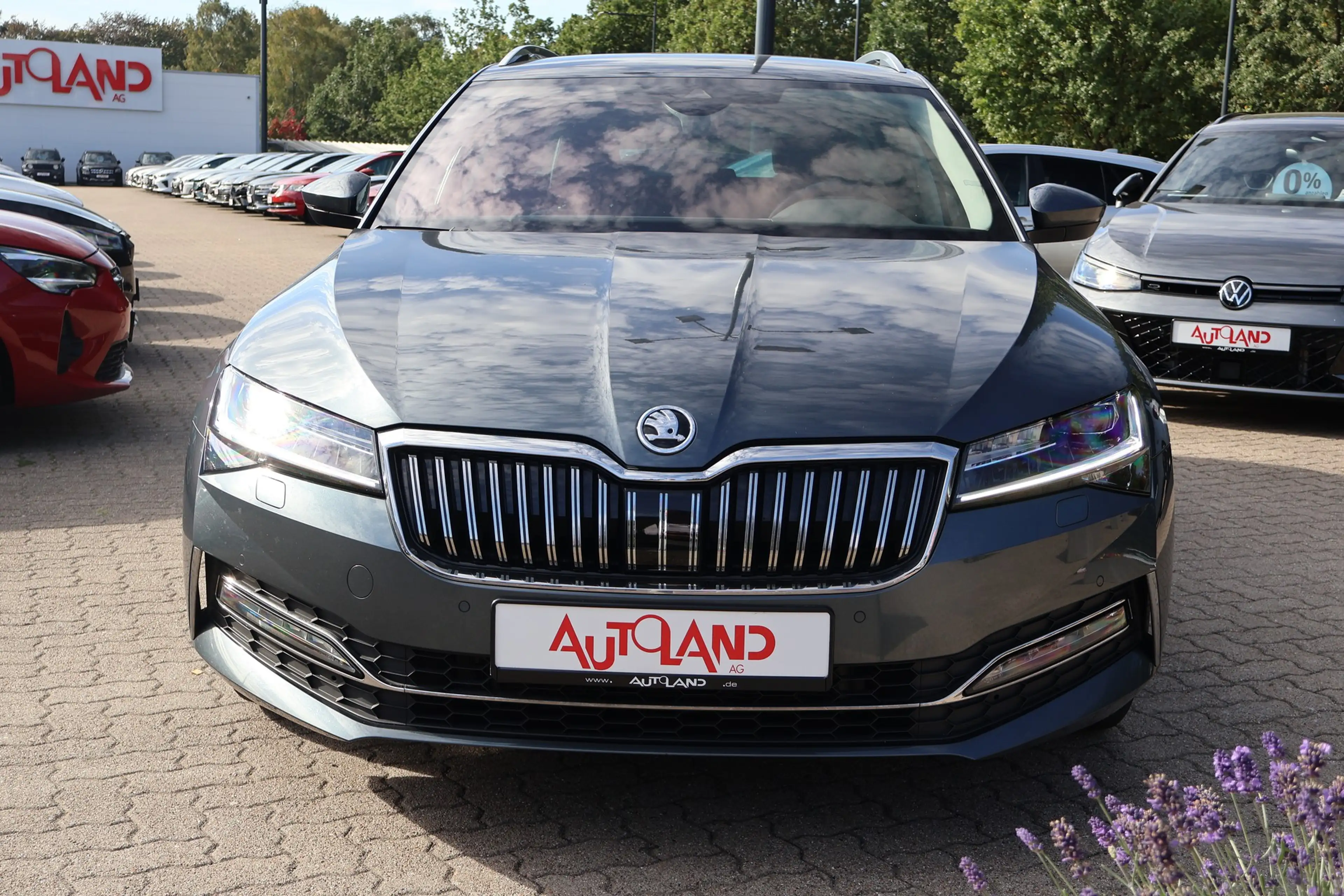 Skoda Superb Combi 2.0 TDI DSG L&K LED Navi Kamera PDC — photo 10