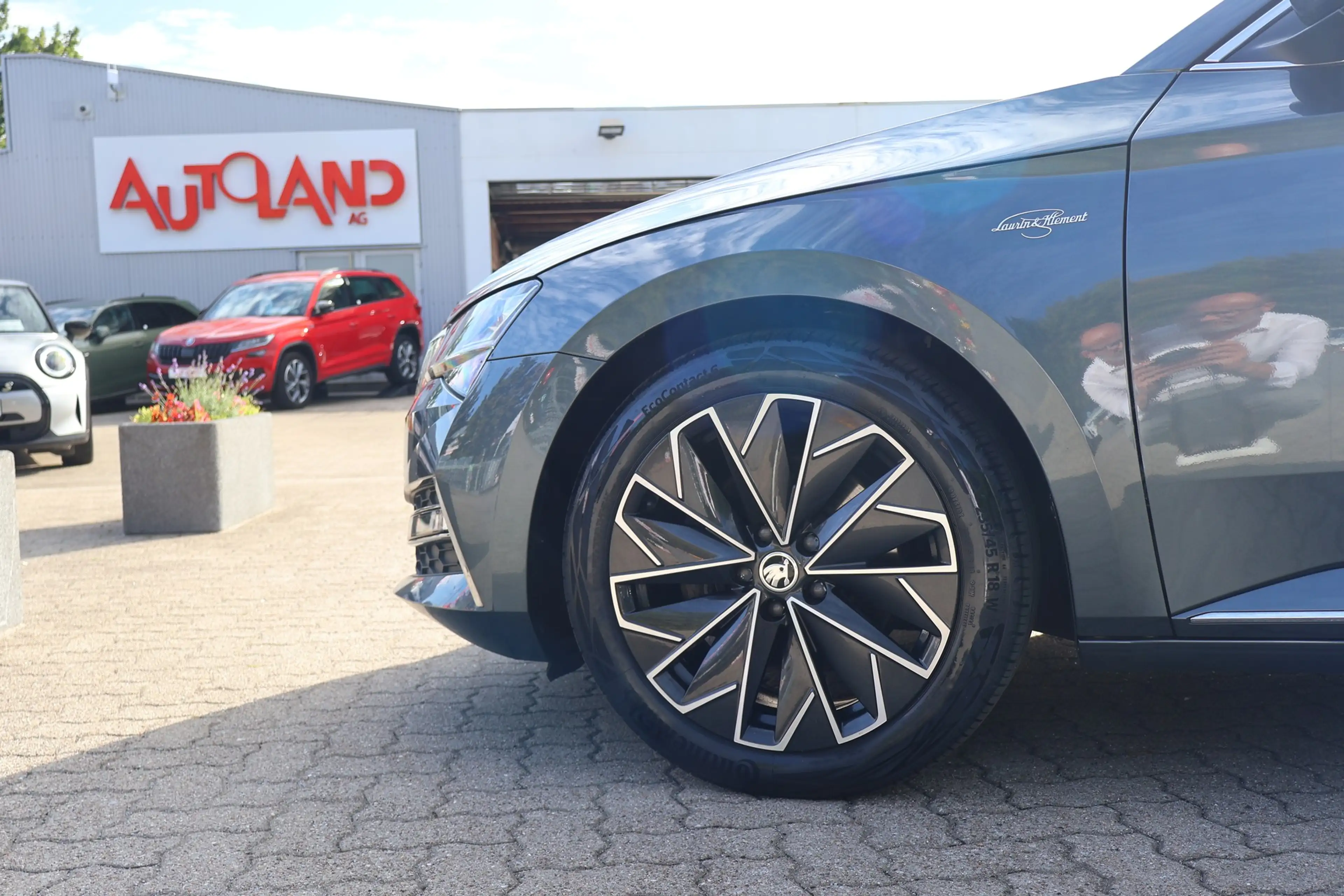 Skoda Superb Combi 2.0 TDI DSG L&K LED Navi Kamera PDC — photo 4