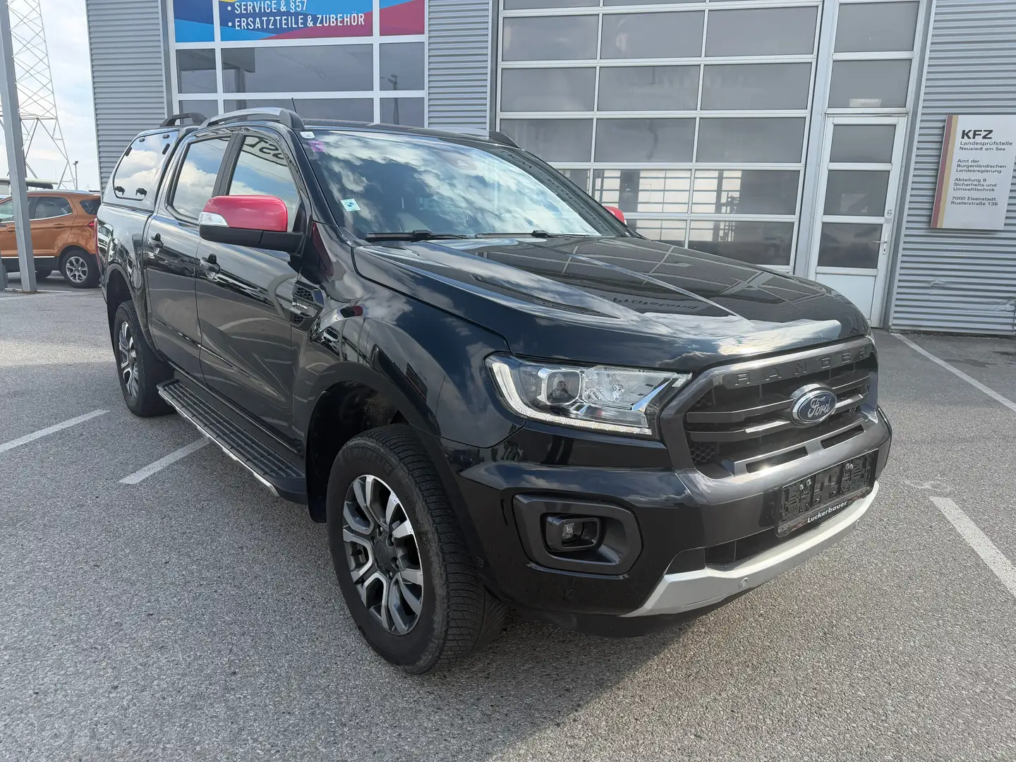 Ford Ranger 2.0 Ecoblue DK Wildtrak 4x4 Aut. Schwarz - 1