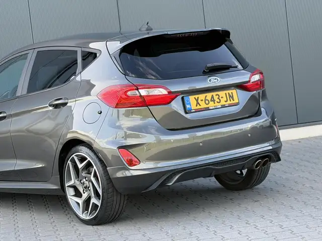 Ford Fiesta view 13