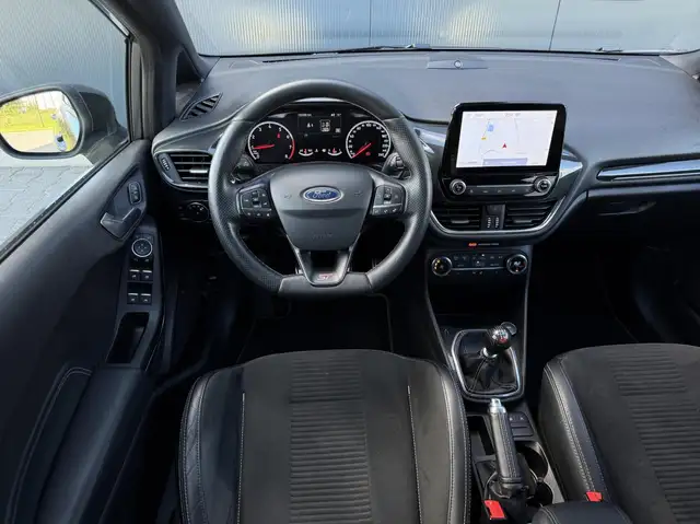 Ford Fiesta view 20
