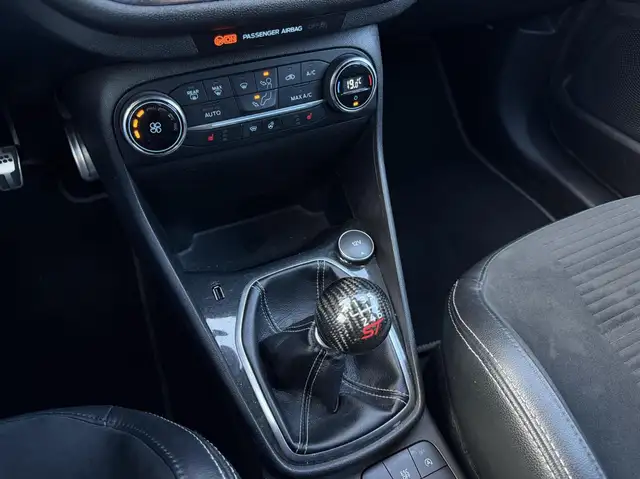 Ford Fiesta view 27