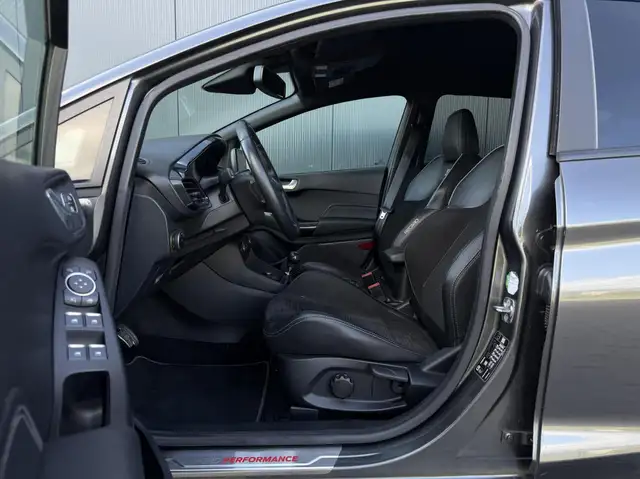 Ford Fiesta view 18