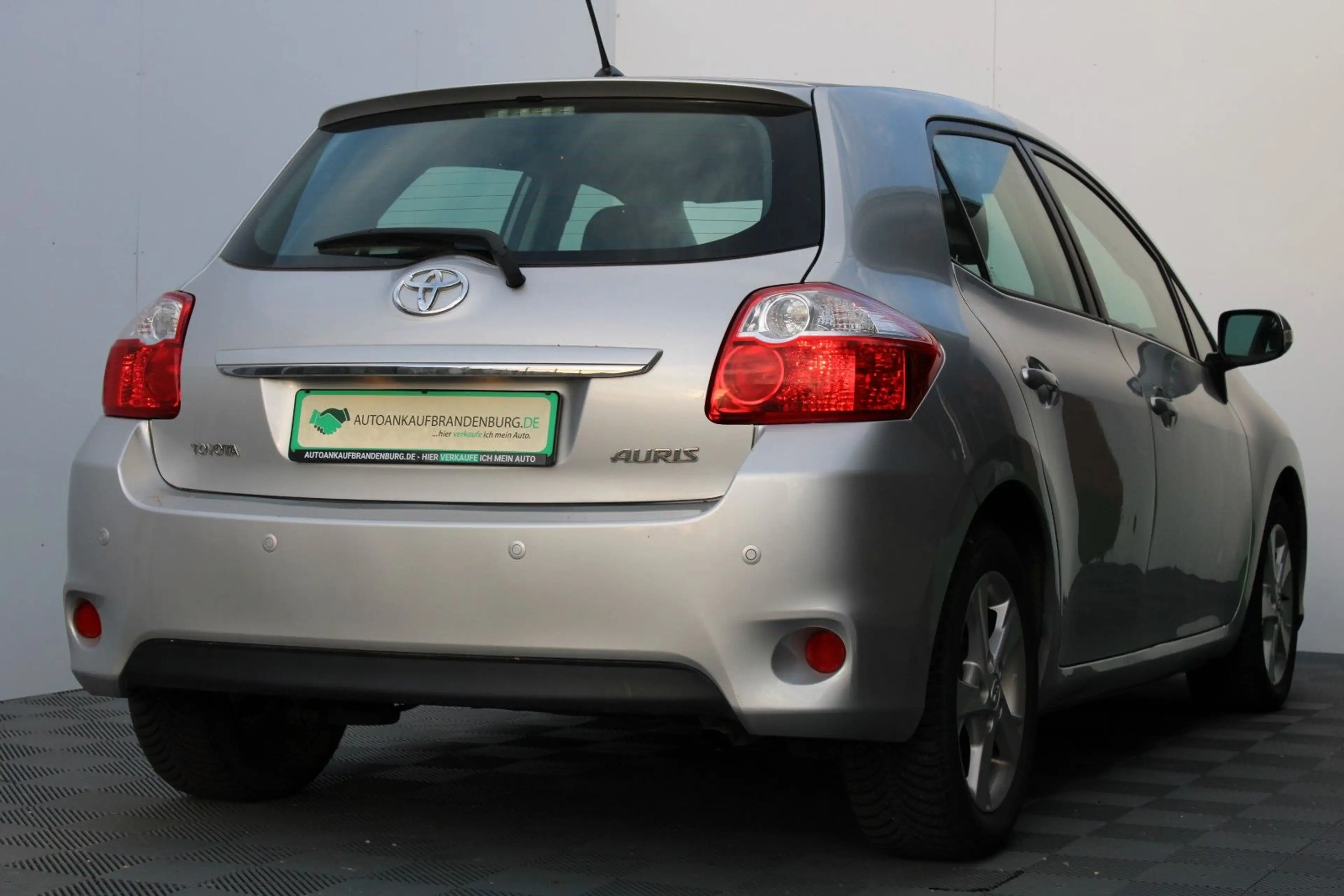 Toyota Auris Edition — photo 9