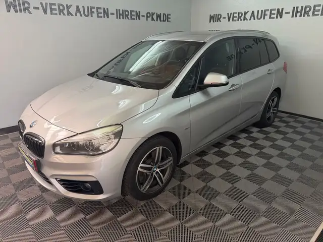 BMW 220 xDrive Sport Line LED°ACC°AHK°
