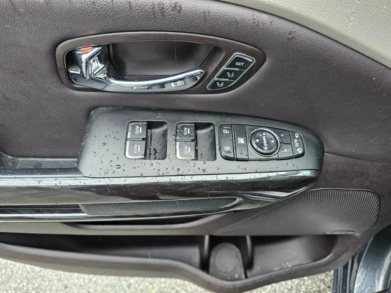 Kia Sedona снимка Kia Sedona