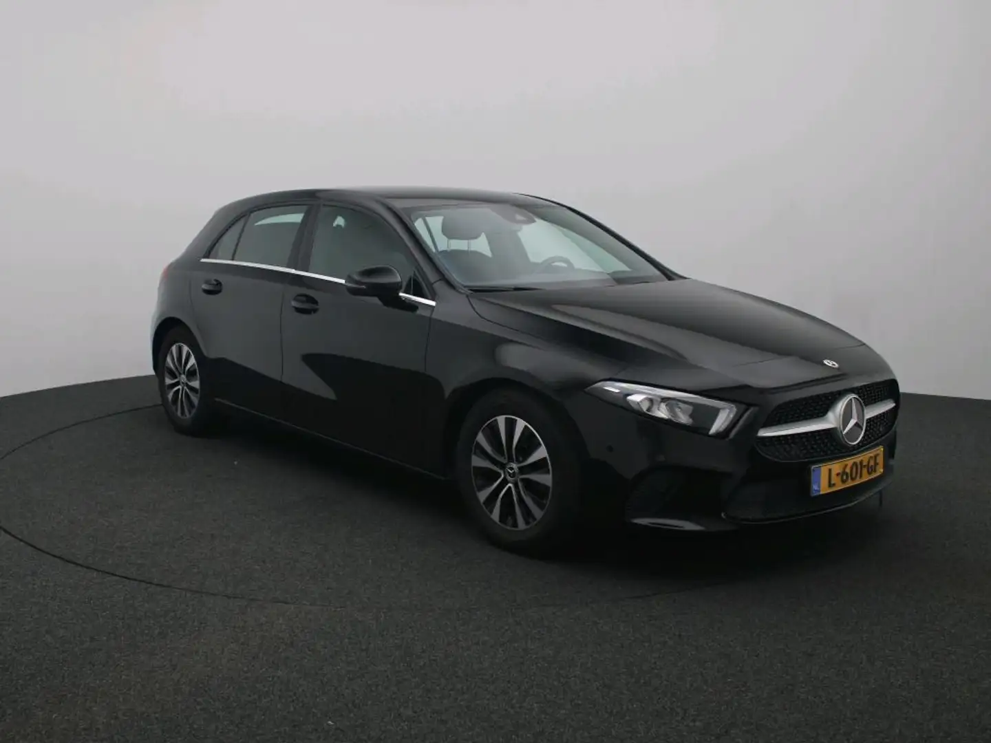 Mercedes-Benz A 180 Style | Parkeerpakket met Camera | Led verlichting Noir - 2
