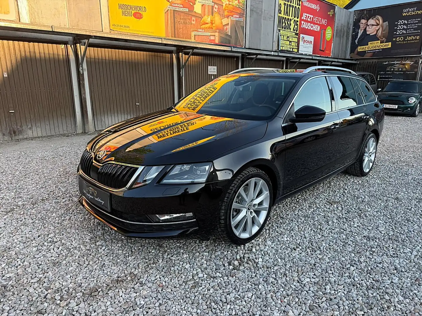 Skoda Octavia Combi 2,0 Style TDI 4x4 DSG Schwarz - 1