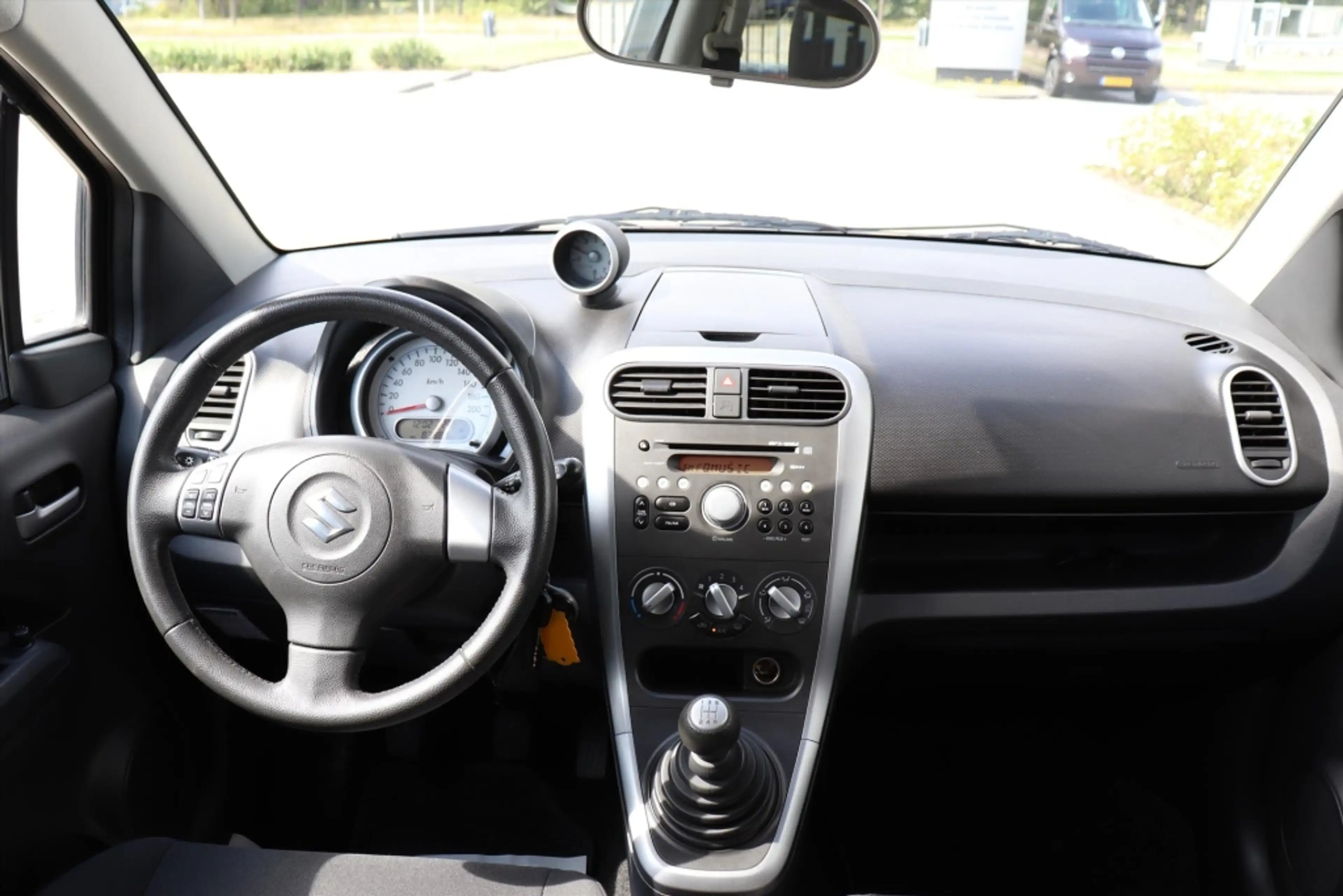 Suzuki Splash 1.2 63KW Exclusive — photo 3