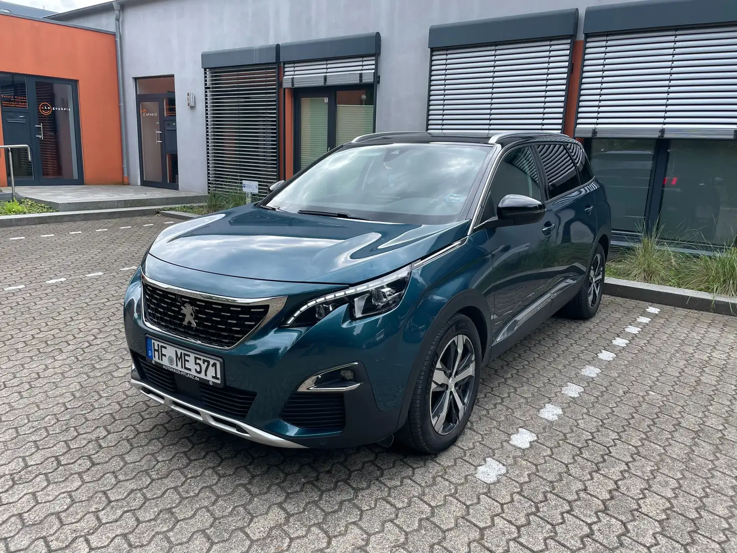 Peugeot 5008 * ACC*PANO*AHK*360 GRAD*MASSAGE SITZE*7-SITZER* Blau - 1