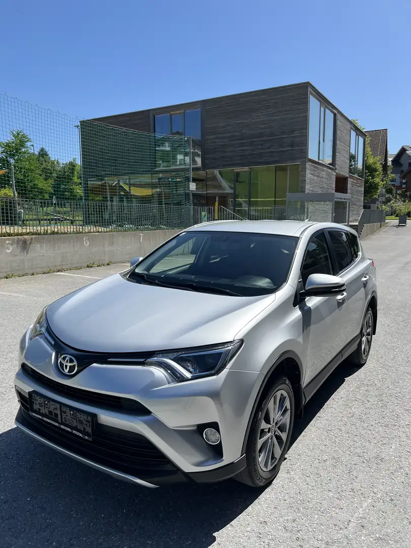 Toyota RAV 4 RAV4 2,0 D-4D - 2