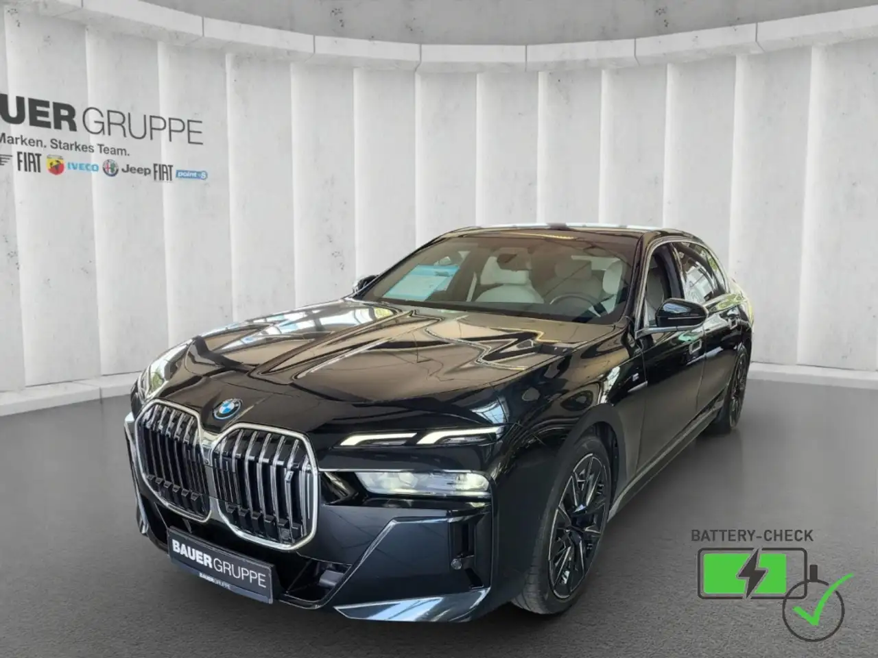 BMW i7