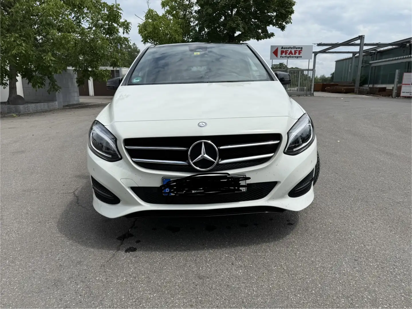 Mercedes-Benz B 220 4Matic 7G-DCT SCORE! - 2