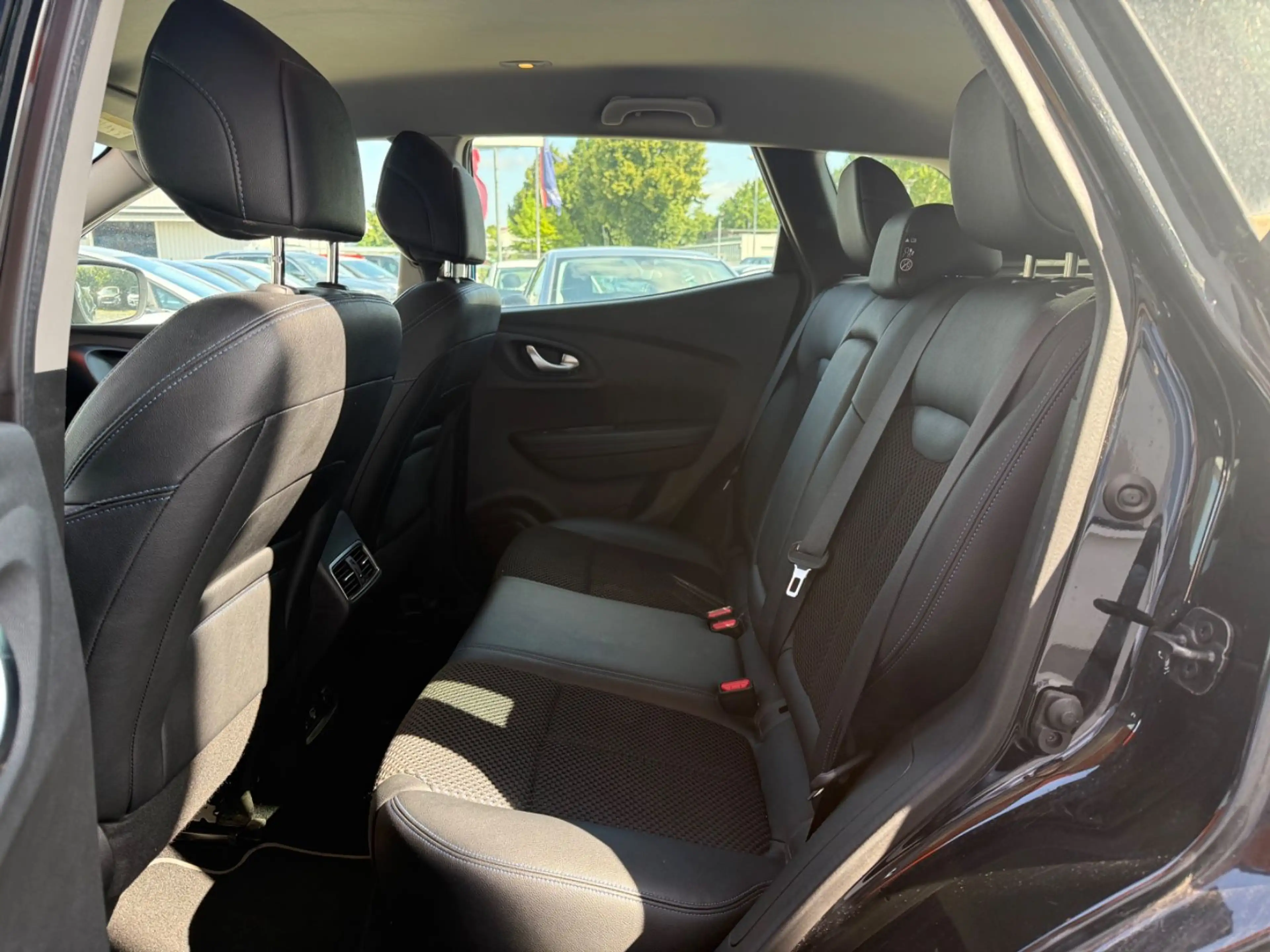 Renault Kadjar Limited= Automatik-Leder-Navi= — photo 15