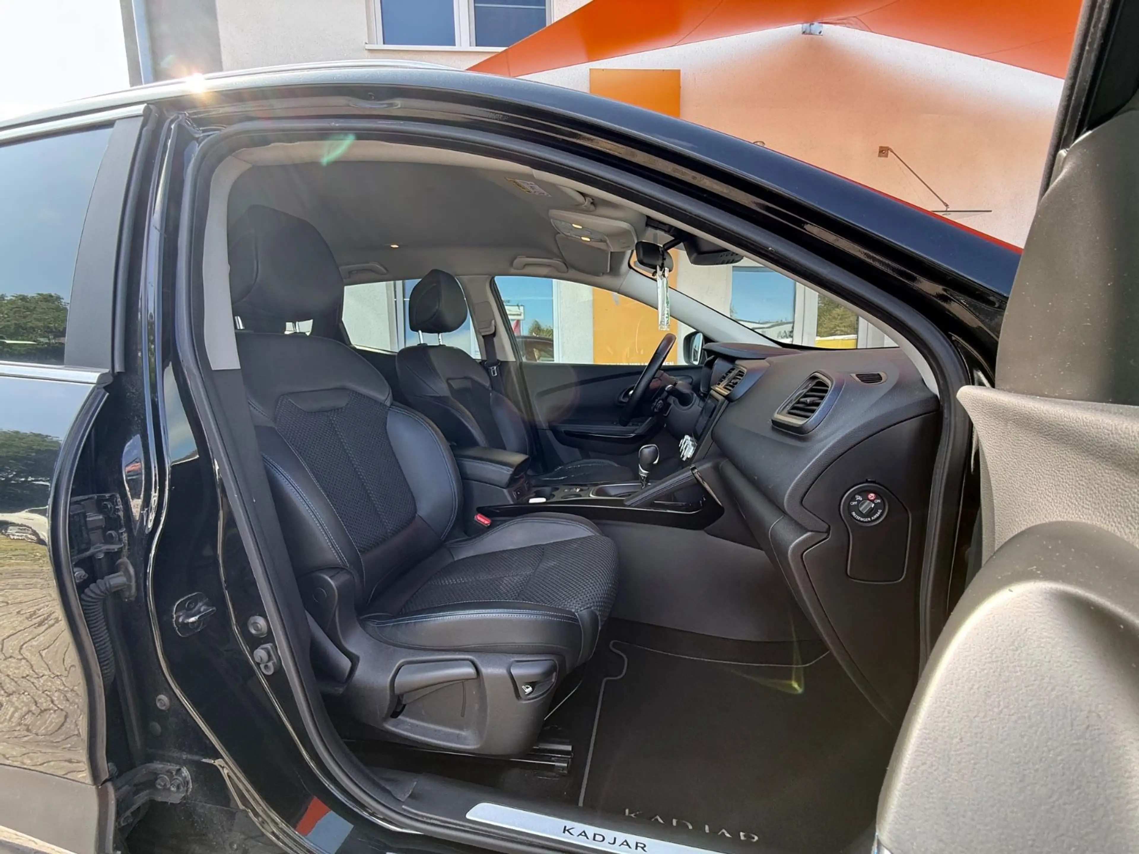Renault Kadjar Limited= Automatik-Leder-Navi= — photo 14