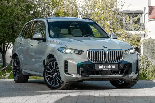 BMW X5 view 3