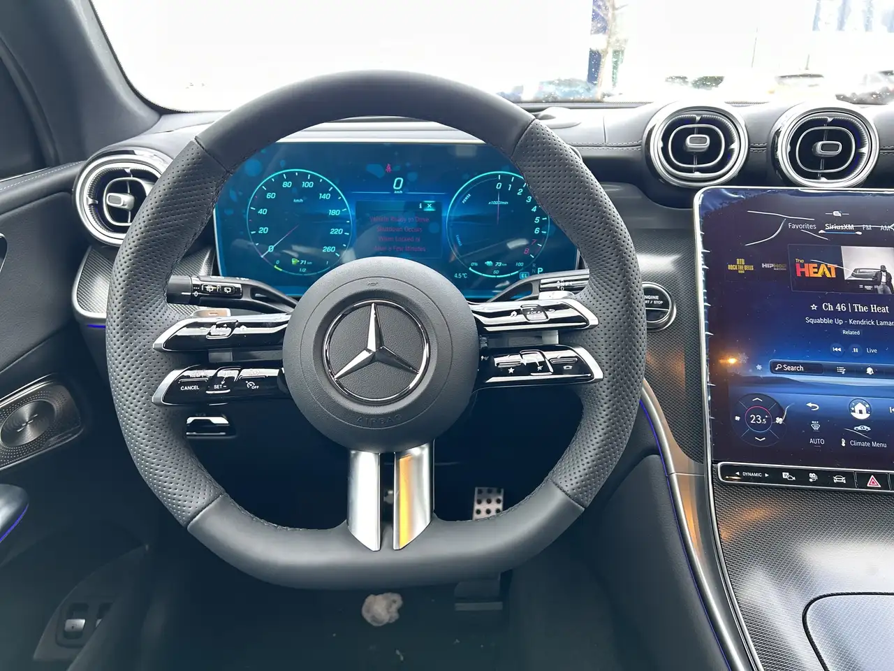 Mercedes-Benz GLC снимка Mercedes-Benz GLC