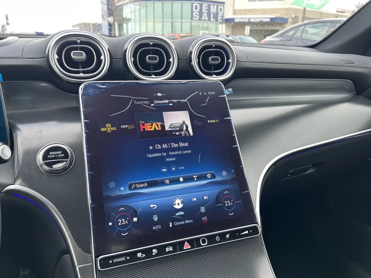 Mercedes-Benz GLC снимка Mercedes-Benz GLC