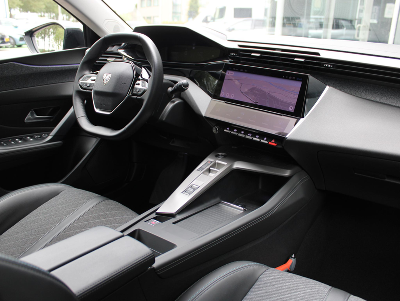 Peugeot 408 1.2T Allure Pack 130 EAT8 Automaat | Camera/Navi/S — photo 3