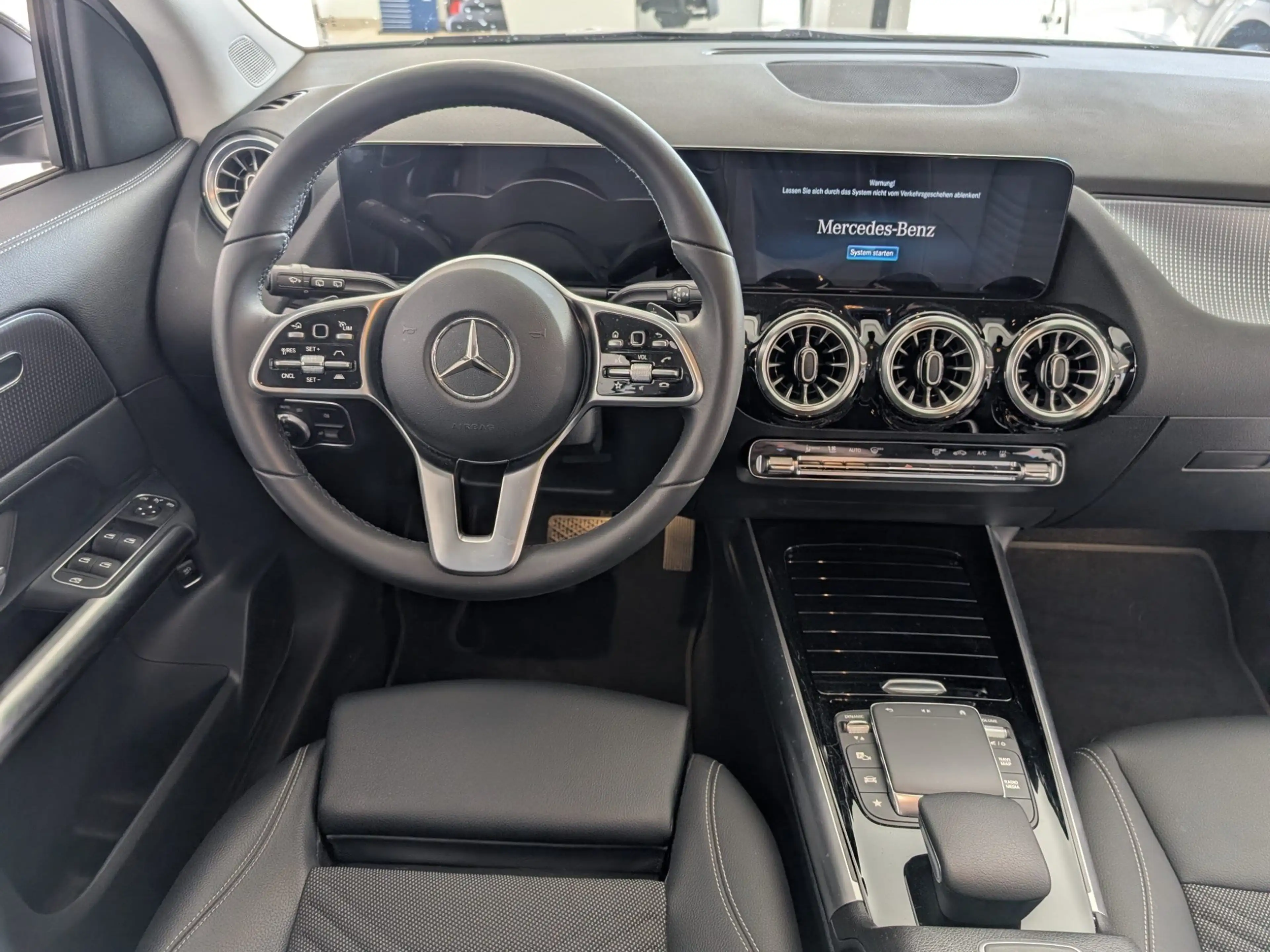 Mercedes-Benz EQA 250 + Progressive Kamera Allwetter ACC — photo 14