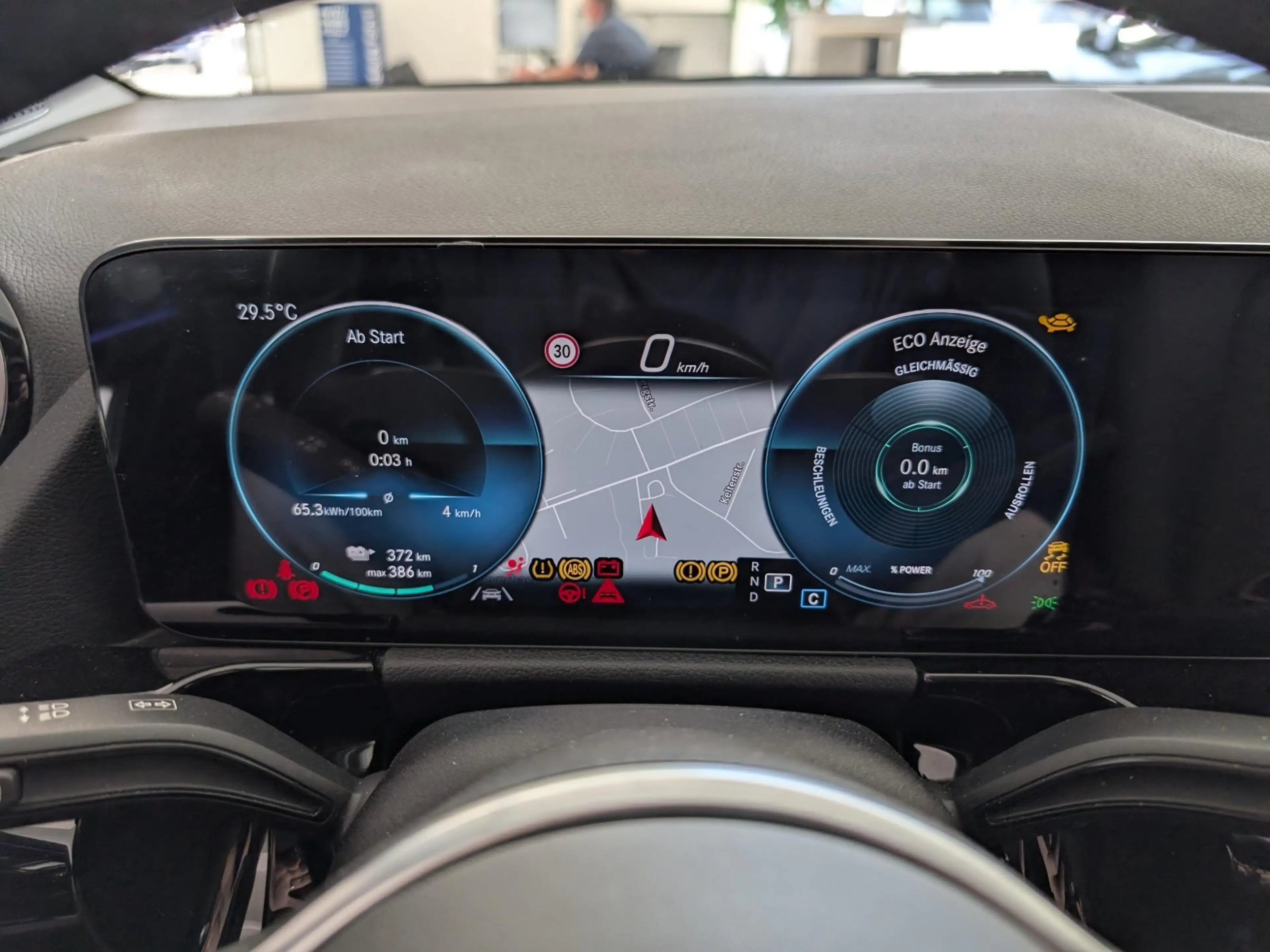 Mercedes-Benz EQA 250 + Progressive Kamera Allwetter ACC — photo 15