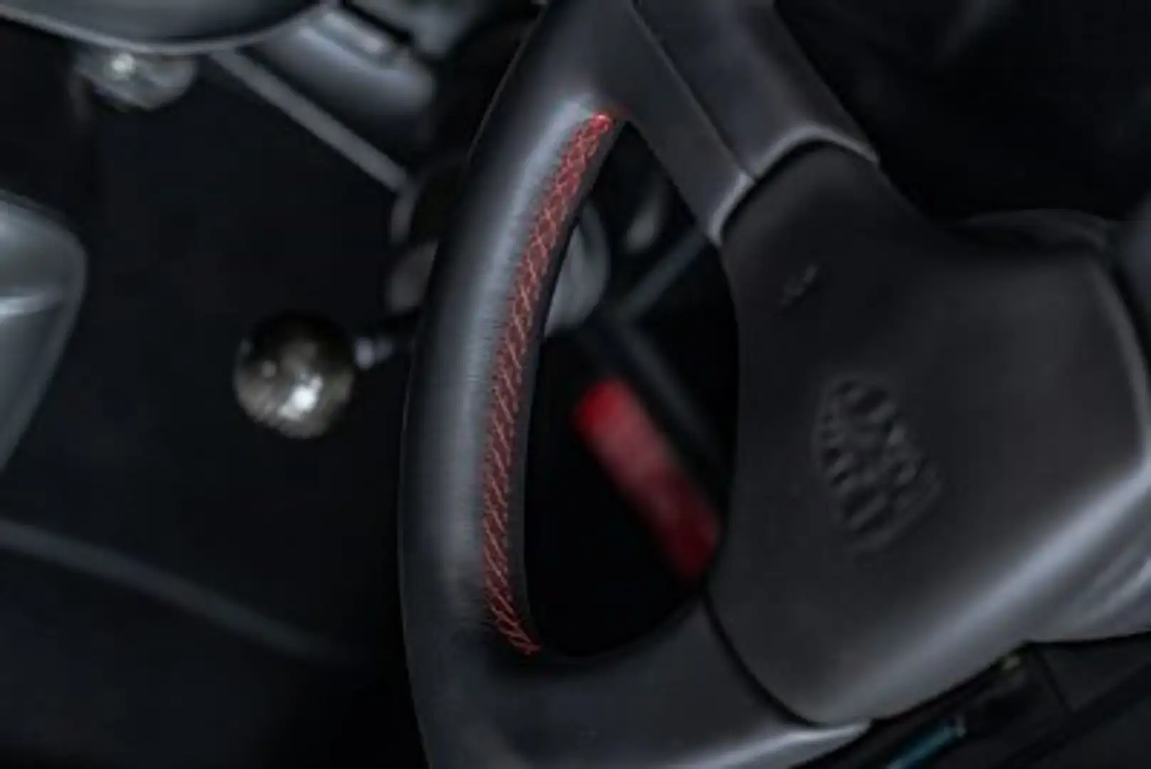 Porsche 911 911 3.2 Carrera Coupé 911 SC 3.0 - 1