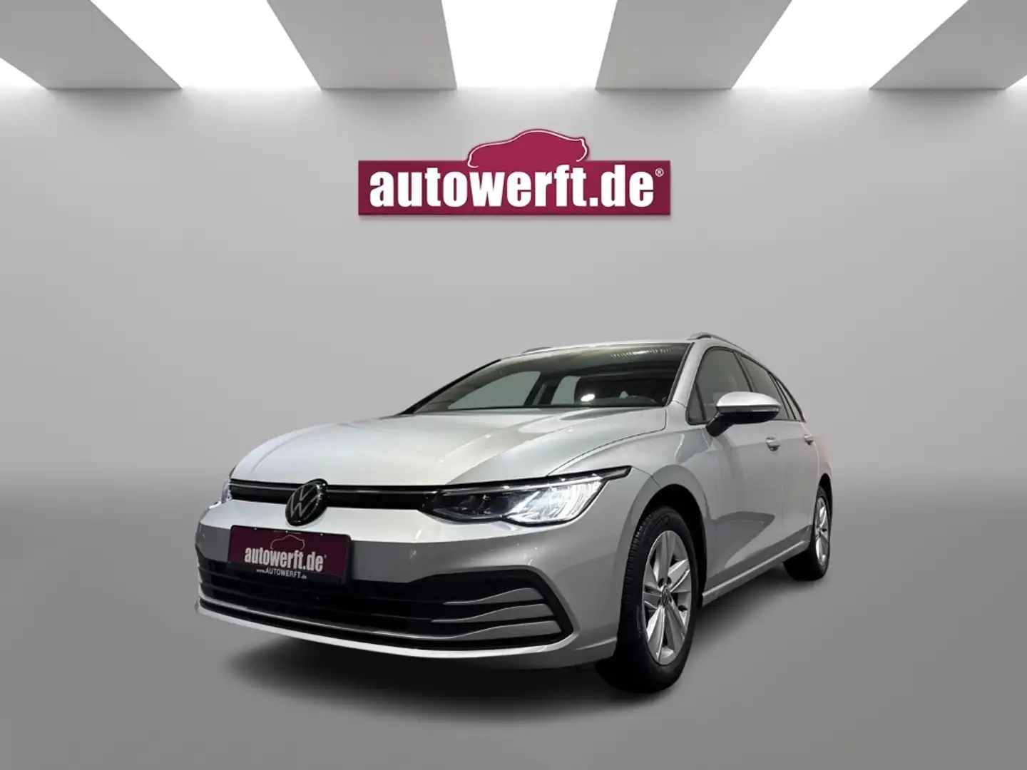 Volkswagen Golf Variant 8 2.0 TDI DSG LIFE CAM SHZ NAVI 16Z TEMPOMAT EU6d Silber - 1