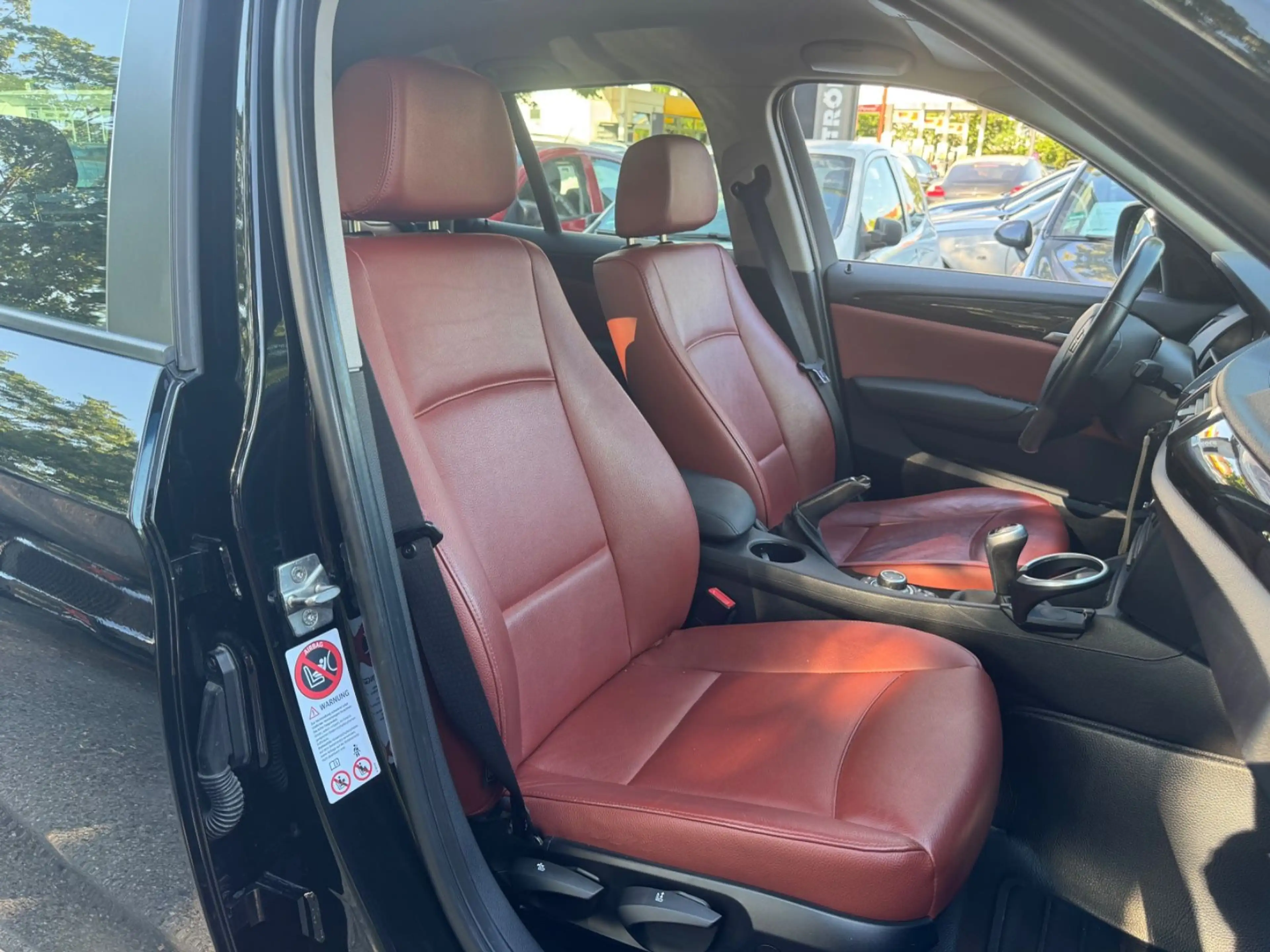 BMW X1 20 d sDrive Leder Navi SHZ PDC — photo 15
