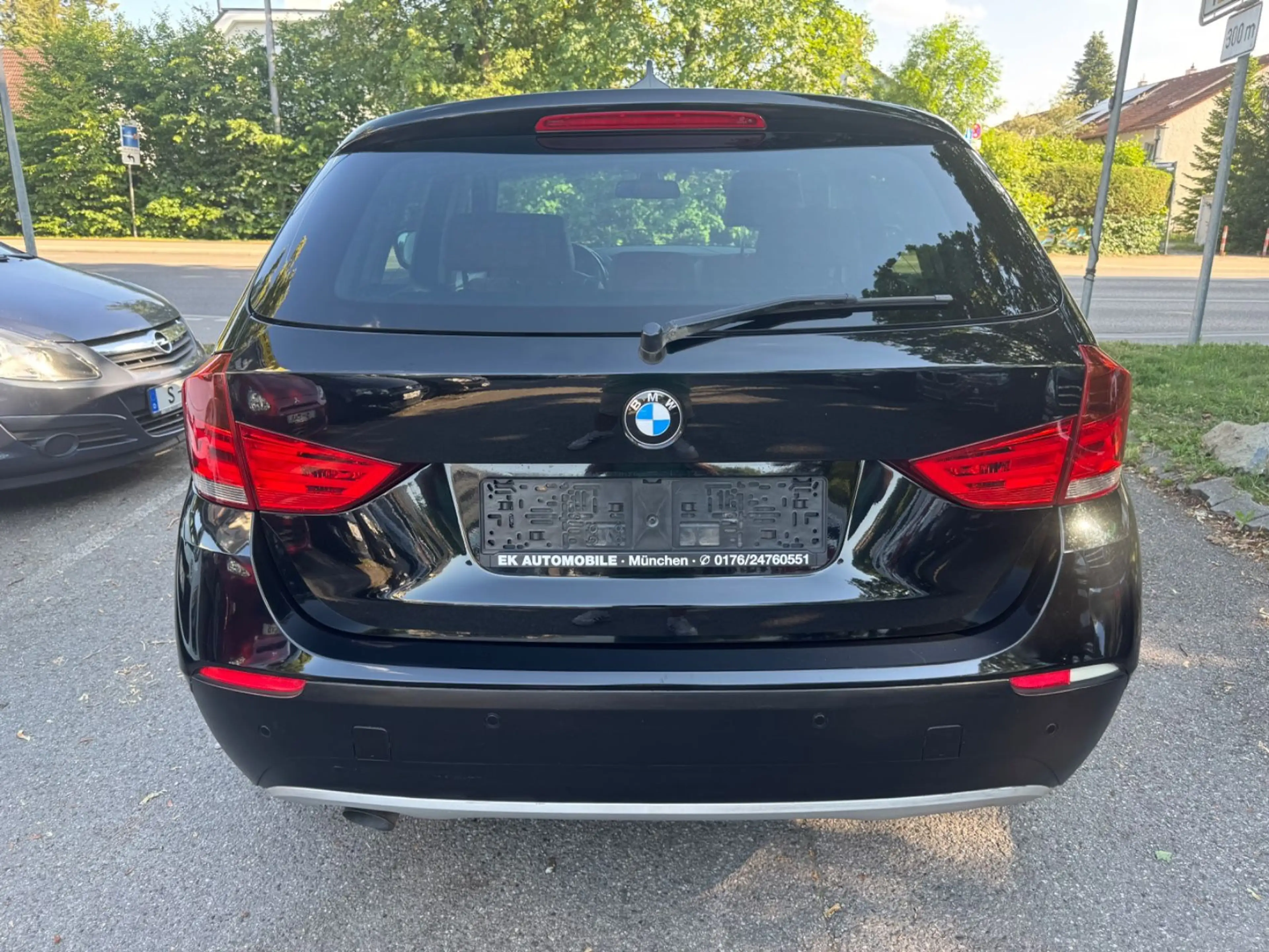 BMW X1 20 d sDrive Leder Navi SHZ PDC — photo 10