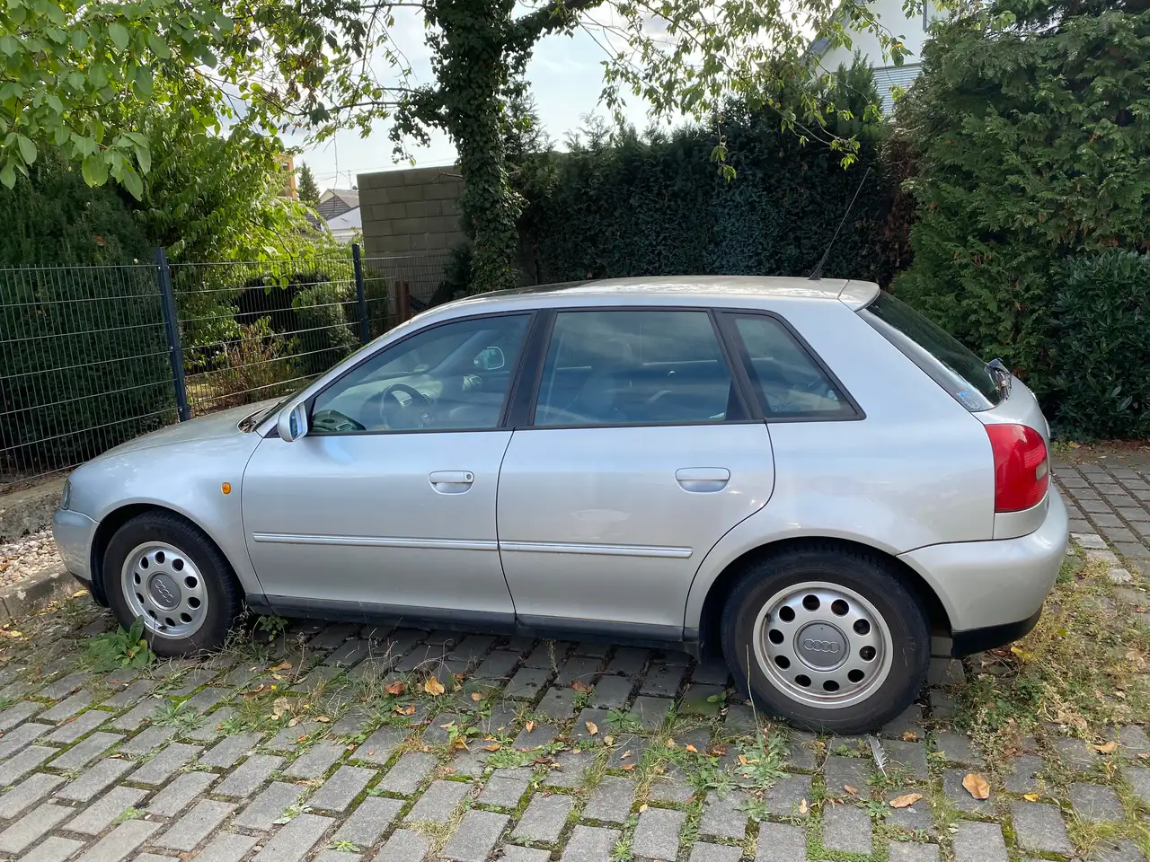 Audi A3 1.6 Attraction, foto 1