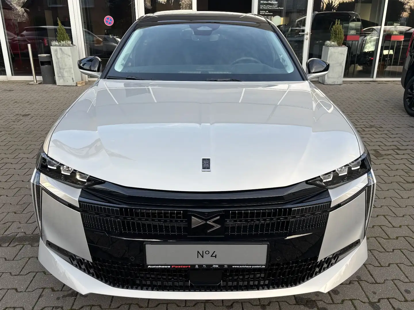 DS Automobiles DS 4 DS N°4 ÉTOILE + Alcantara HYBRID 145 Argintiu - 2