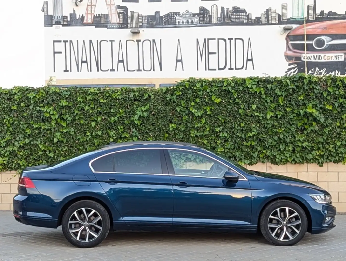 Volkswagen Passat 2.0TDI EVO Executive DSG7 110kW Azul - 2