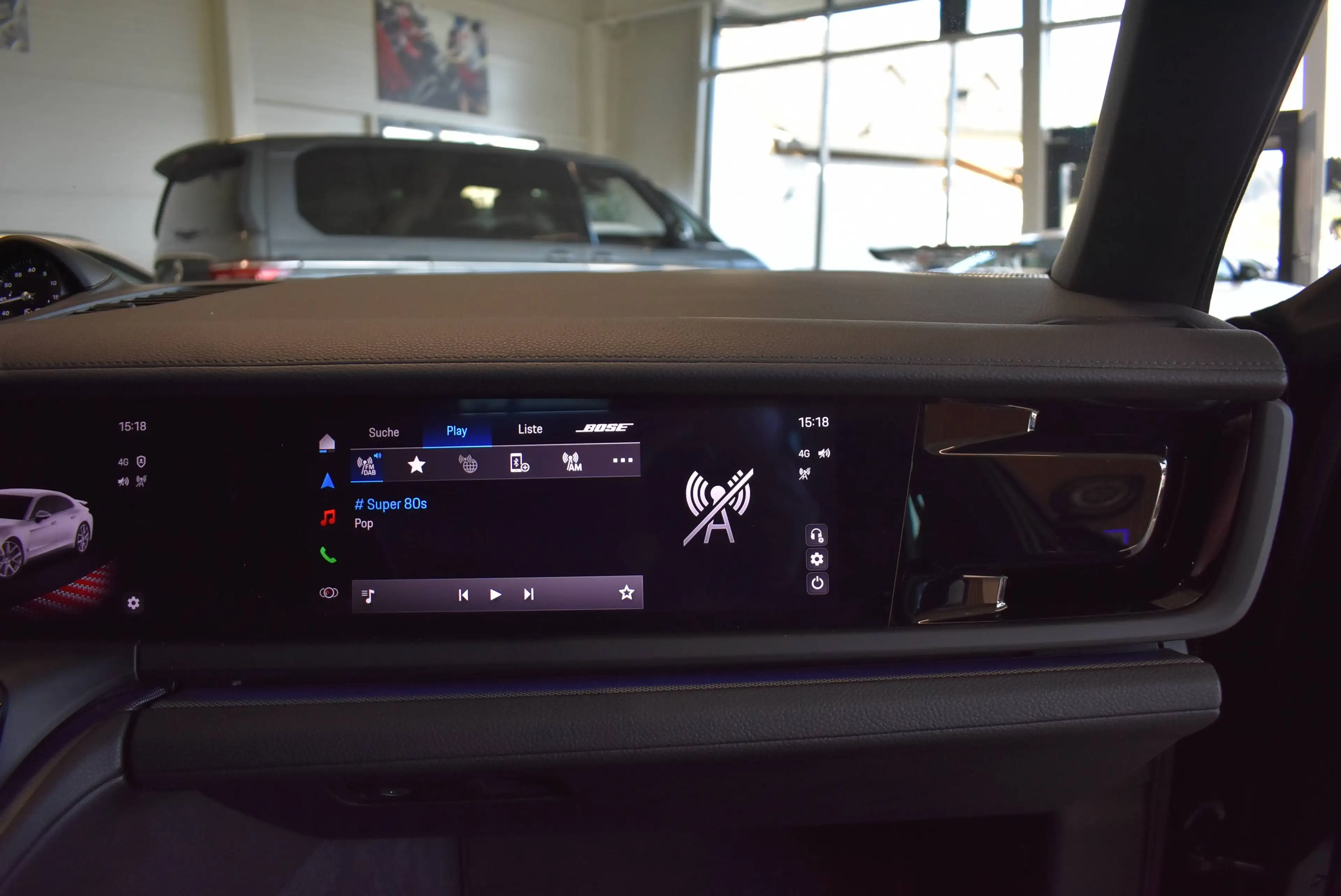 Porsche Panamera 4 E-Hybrid — photo 22